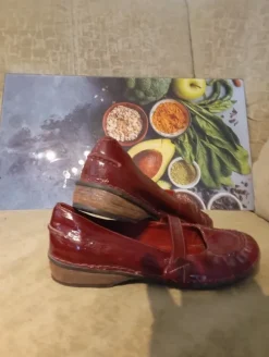 Vintage Clarks Mary Janes aus Lackleder Gr.36