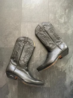 Vintage Sendra 2450 Cowboy Biker Boots (USA Y2K Streetwear Texas style)