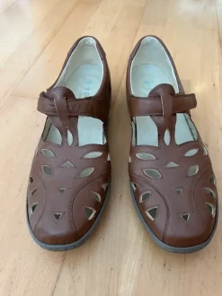 Waldläufer Schuhe braun