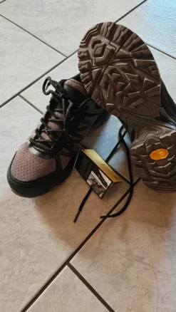 Wander- und Trekkingschuhe