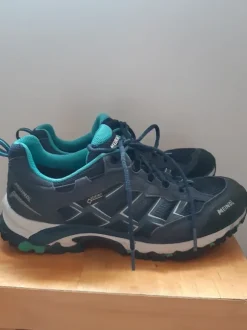 Wanderschuhe