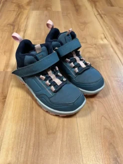 Wanderschuhe / Übergangsschuhe