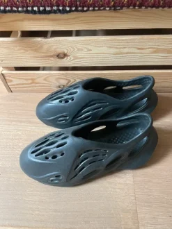weird sports shoes