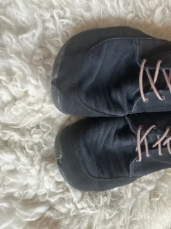 Wildling Schuhe, barfuß Schuhe, schwarz mit neuer Innen Sohle