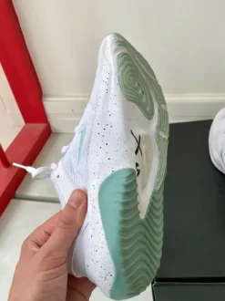 Witte gym/runningshoes van Nike