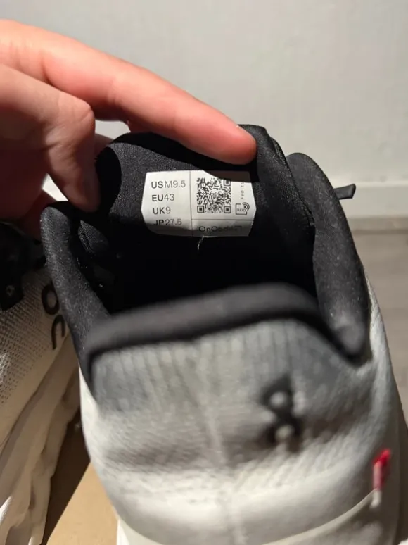 Witte OnCloud Tilt Sneakers – Maat 43, bijna nieuw!