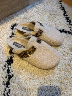 Wollen slippers sloffen