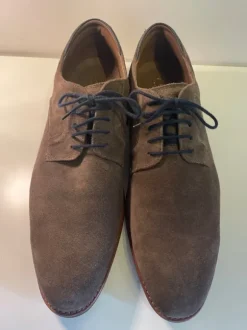Worn once Suede brown Clarks