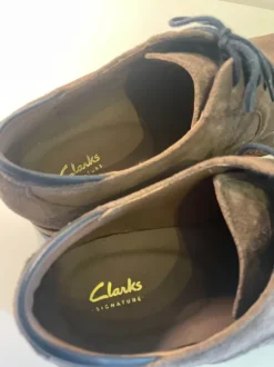 Worn once Suede brown Clarks