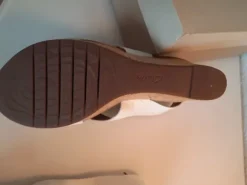 Wunderschöne Sommerschuhe in Größe 43
