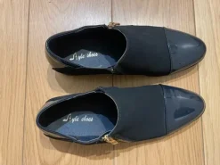 Zapatos azul marino con cremallera