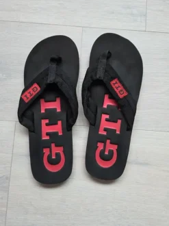 Zehentrenner/ Flip Flops