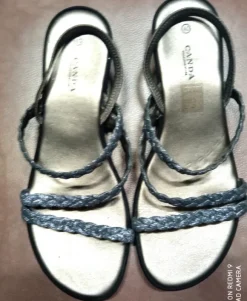 zilverkleurige sandalen van Canda
