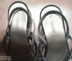 zilverkleurige sandalen van Canda
