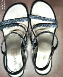 zilverkleurige sandalen van Canda