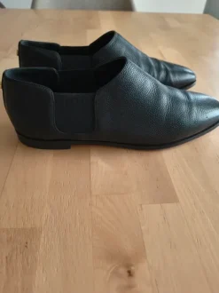 Zwarte moccasins van Jimmy Choo London