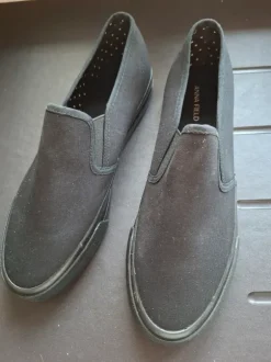 Zwarte stoffen mocassin, maat40, nieuw en nooit gedragen